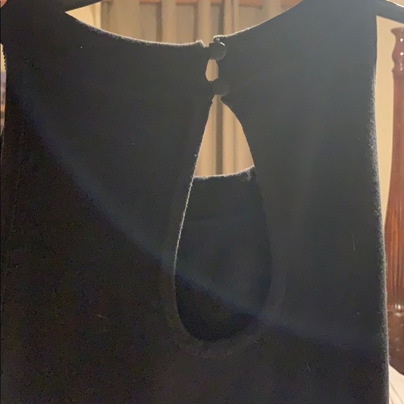 WHBM silk/spandex blend 🔝 ⚫️⚪️💎 - Picture 3 of 5